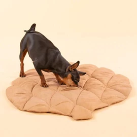 PAIKKA Pine cone playmat
